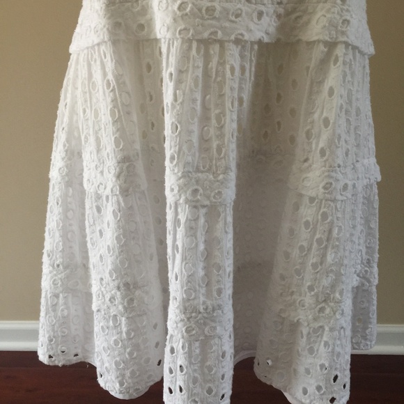 Sail-to-Sable-White-Sleeveless-Eyelet-Dress-Lined - Picture 3 of 8